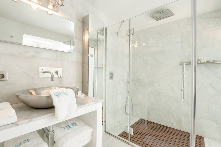 Ibi016 - Linda Villa na Baía de Cala Jondal, Ibiza