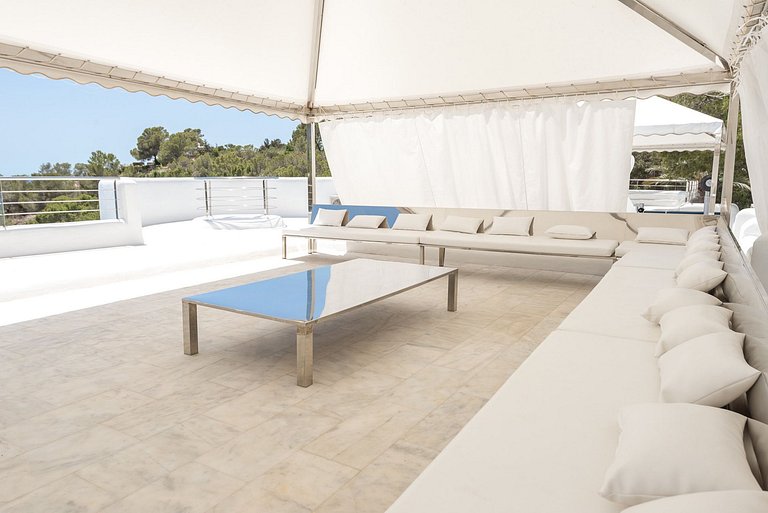 Ibi016 - Beautiful Villa in Ibiza