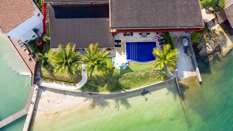 Ang006 - Magnificent seafront house in Angra