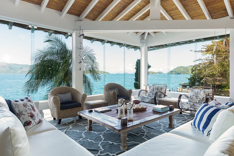 Ang017 - Maravilhosa villa em ilha de Angra dos Reis