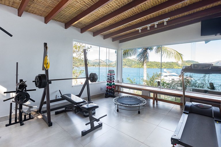 Ang017 - Wonderful island villa in Angra dos Reis