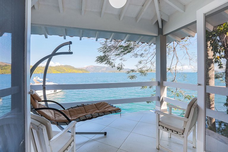 Ang017 - Maravilhosa villa em ilha de Angra dos Reis