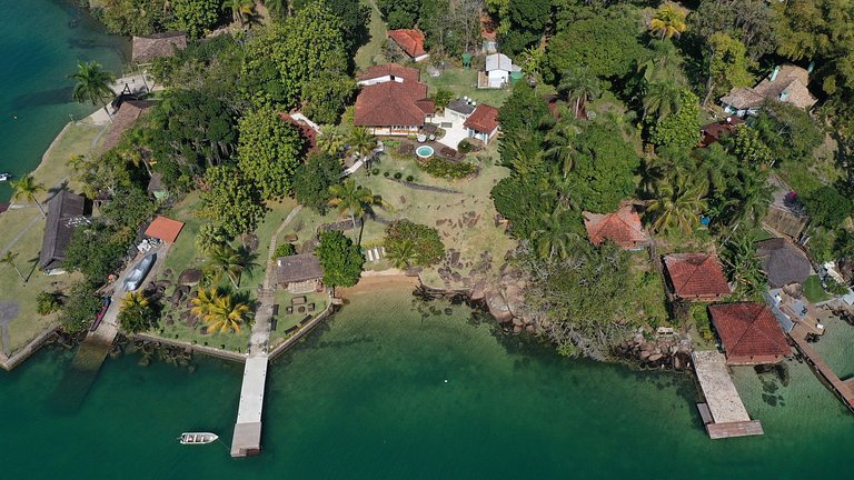 Ang043 - Charming 4 bedroom house on an island in Angra