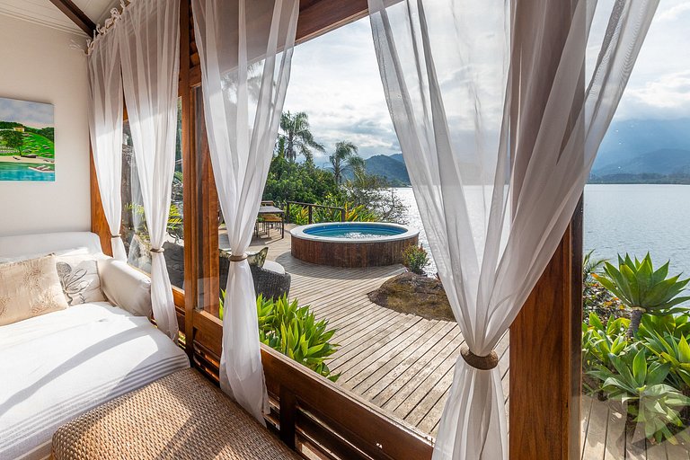 Ang043 - Charmosa casa de 4 quartos em uma ilha em Angra