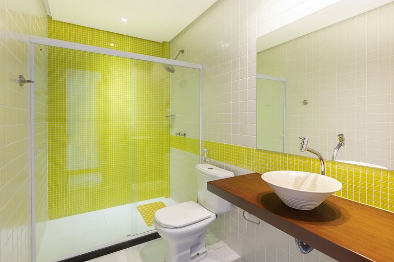 Ang006 - Magnificent seafront house in Angra