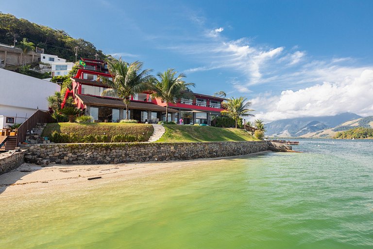 Ang006 - Magnificent seafront house in Angra