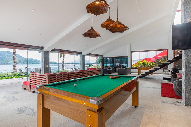 Ang006 - Magnificent seafront house in Angra