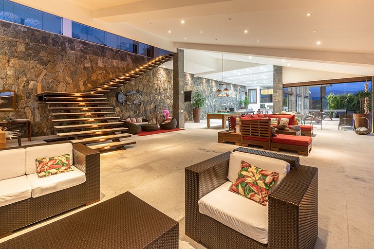 Ang006 - Magnificent seafront house in Angra