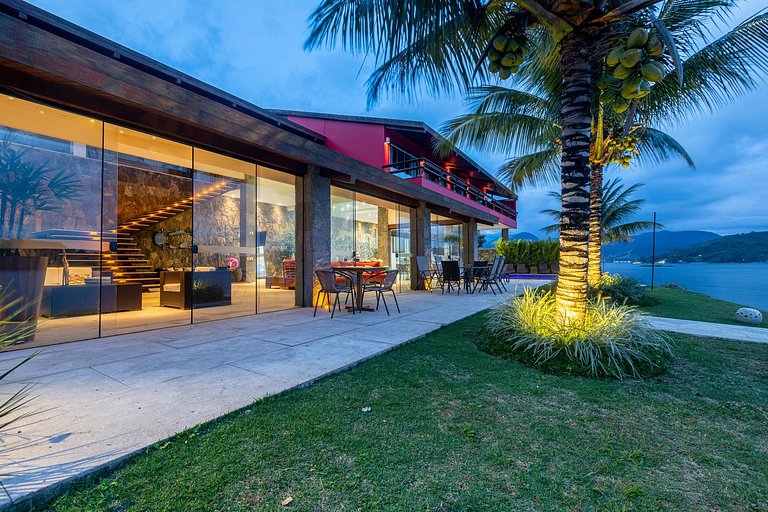 Ang006 - Magnifique maison en bord de mer à Angra