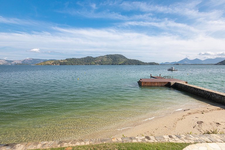 Ang006 - Magnificent 8 bedroom house with pool in Angra