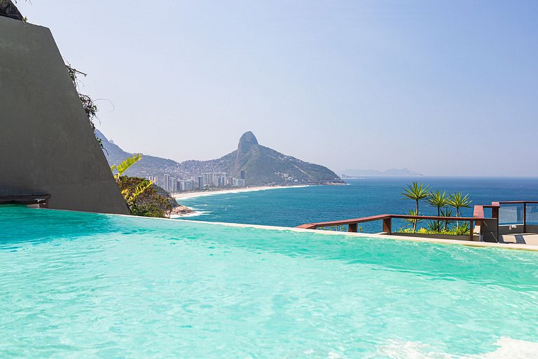 Rio053 - Villa de 5 étages avec vue incroyable à Joá