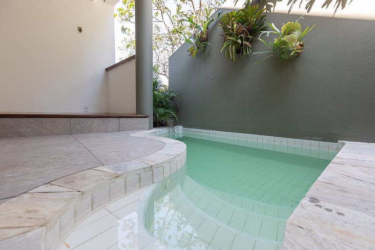 Rio053 - Villa de 5 étages avec vue incroyable à Joá