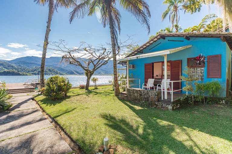Ang049 - Beautiful house on an island in Angra dos Reis