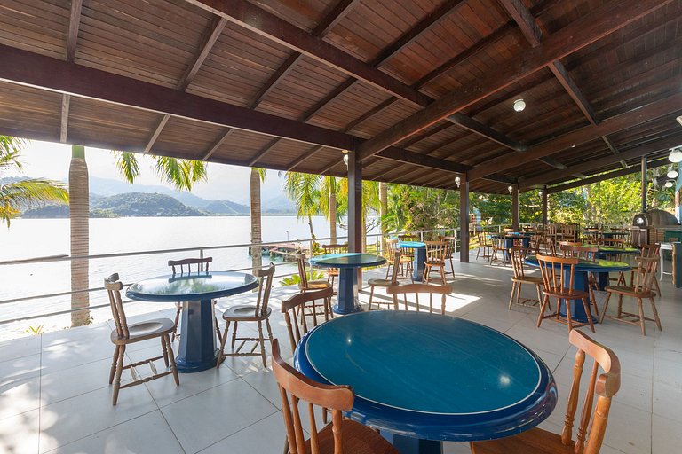 Ang049 - Hermosa casa en una isla en Angra dos Reis