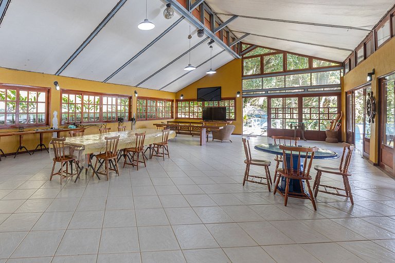 Ang049 - Bela casa em ilha em Angra dos Reis