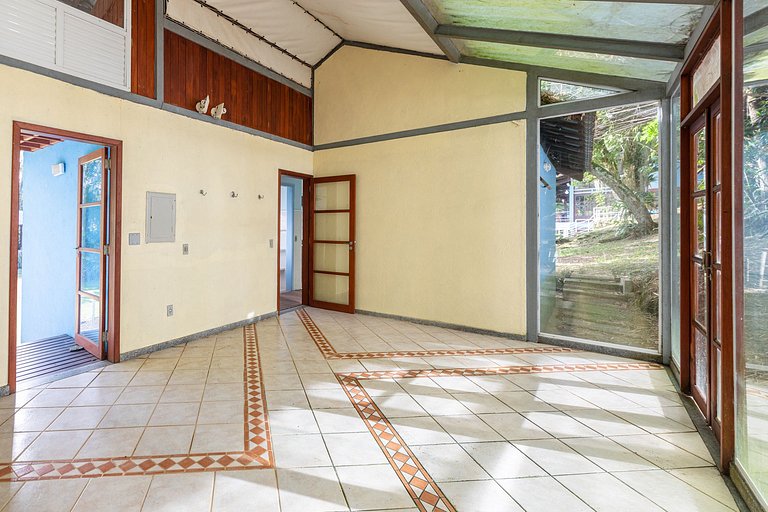 Ang049 - Beautiful house on an island in Angra dos Reis