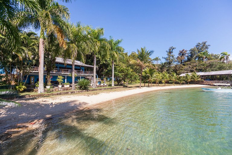 Ang049 - Hermosa casa en una isla en Angra dos Reis