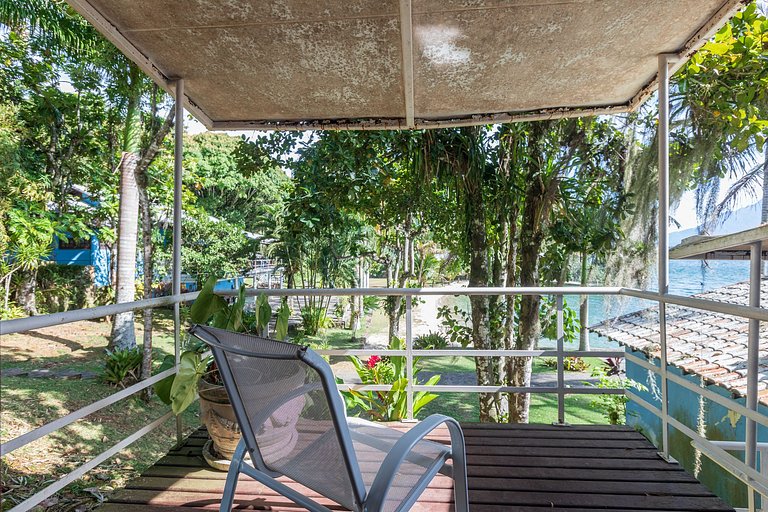 Ang049 - Bela casa em ilha em Angra dos Reis