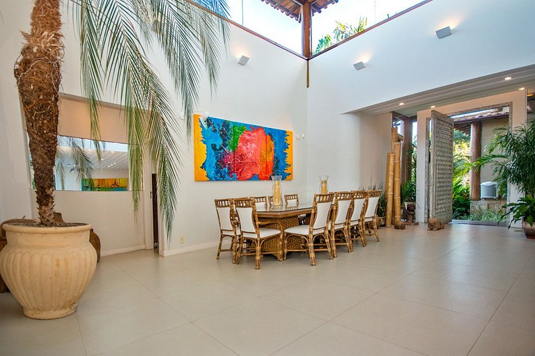 Buz030 - Linda casa com piscina no Village da Ferradura