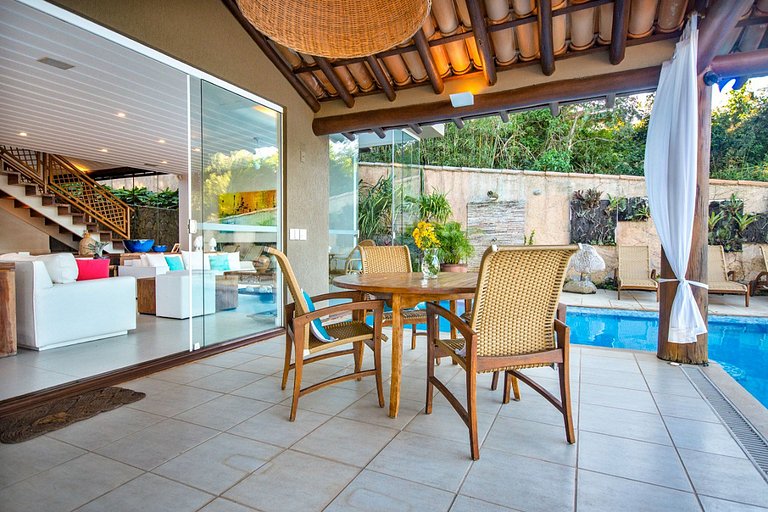 Buz030 - Hermosa casa con piscina en Village da Ferradura