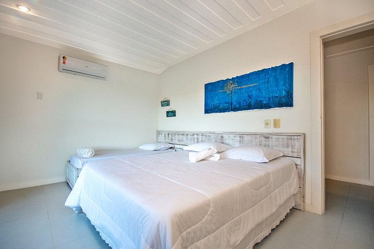 Buz030 - Beautiful house with pool in Village da Ferradura