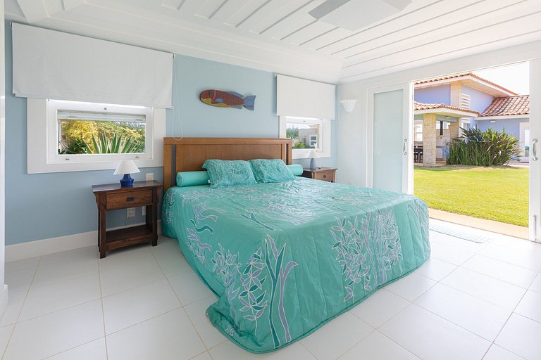 Buz043 - Luxury villa with sea front pool in Buzios