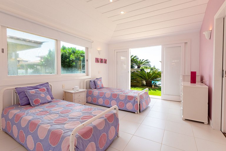 Buz043 - Villa de luxo com piscina à beira-mar em Búzios