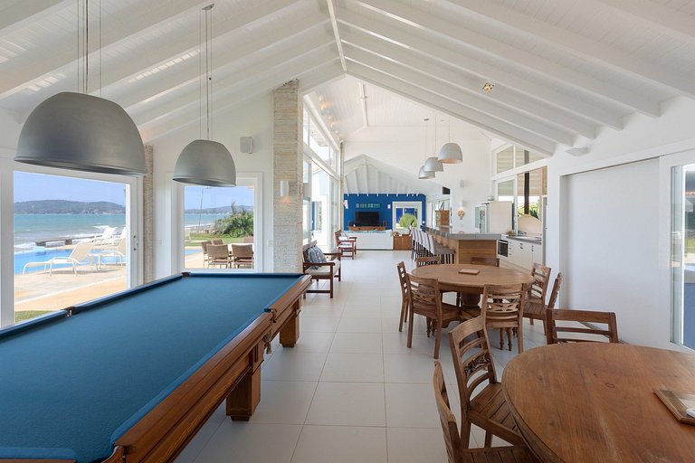 Buz043 - Luxury villa with sea front pool in Buzios