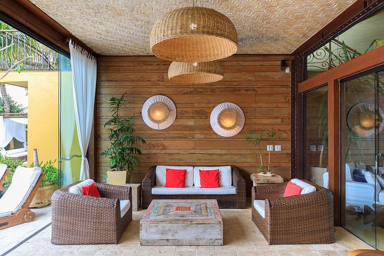 Buz008 - Luxuosa casa com piscina em frente ao mar em Buzios
