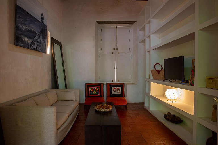 Car078 - Beautiful 6 bedroom colonial home in Old City