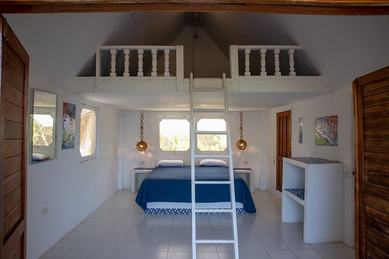 Car107 - Amazing waterfront villa in Rosary Islands