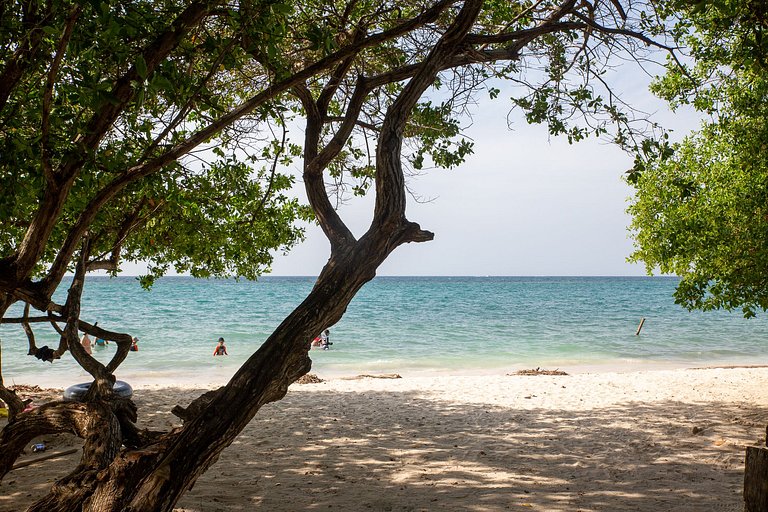 Car073 - Charming villa in Islas del Rosario, Cartagena