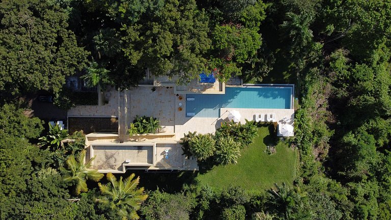 Anp024 - Hermosa casa con piscina y vista a la montaña