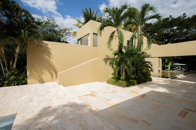 Anp024 - Belle villa avec piscine et vue sur les montagnes