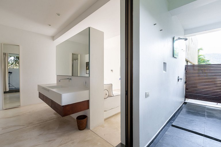 Anp024 - Hermosa casa con piscina y vista a la montaña