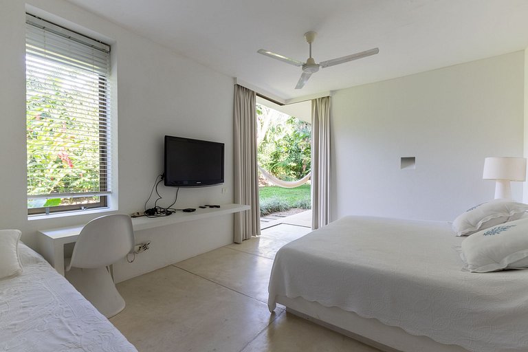 Anp024 - Linda casa com piscina e vista para a montanha