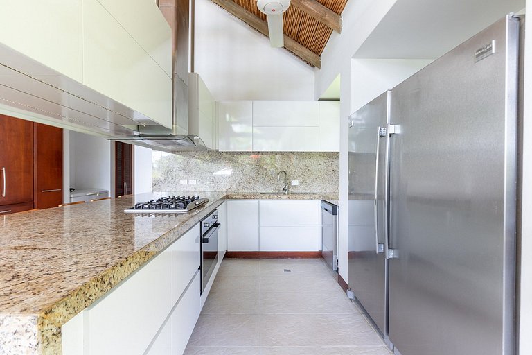 Anp033 - Beautiful house with 4 suites and pool in Anapoima