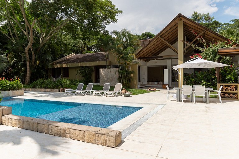 Anp033 - Hermosa casa con 4 suites y piscina en Anapoima