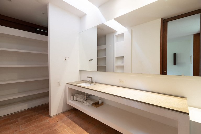 Anp032 - Elegante casa en Mesa de Yeguas Country Club