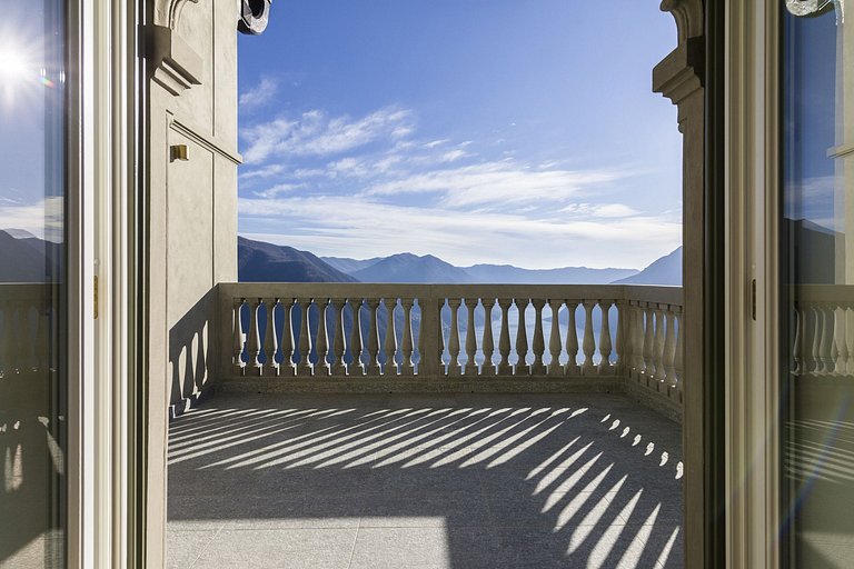 Lom003 - Villa overlooking Lake Como, Pigra