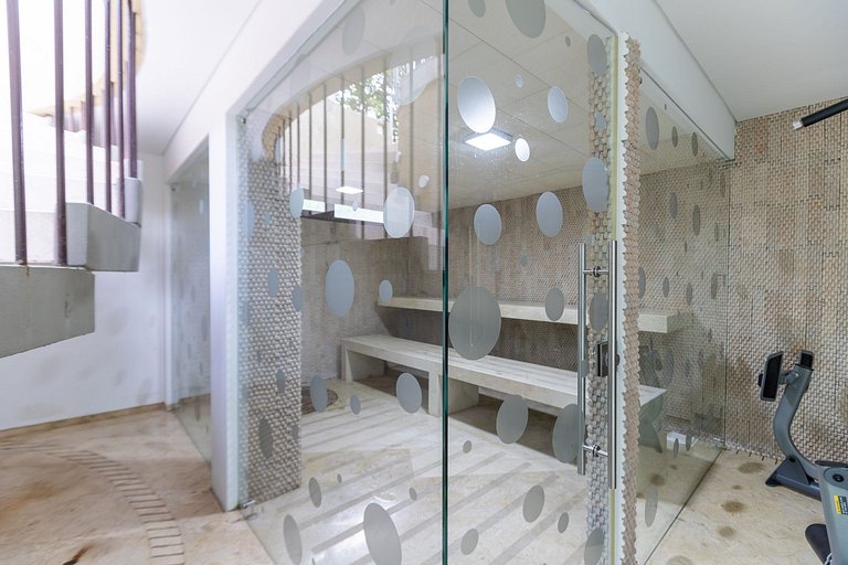 Anp034 - Villa spectaculaire avec théâtre et piscine