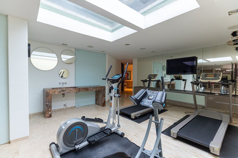 Anp034 - Villa spectaculaire avec théâtre et piscine