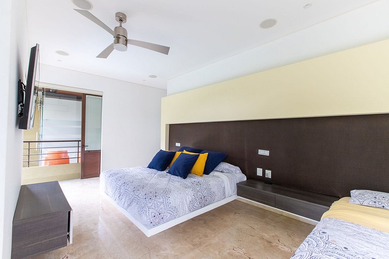 Anp034 - Villa spectaculaire avec théâtre et piscine