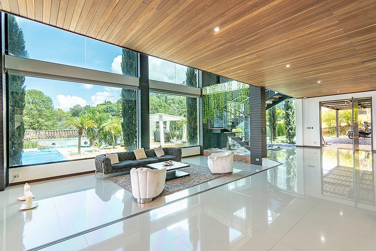 Med068 - Charming house with pool near Poblado