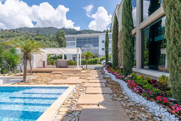 Med068 - Charming house with pool near Poblado