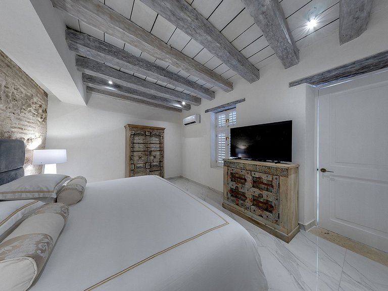 Car013 - Brand new villa in the Old City of Cartagena