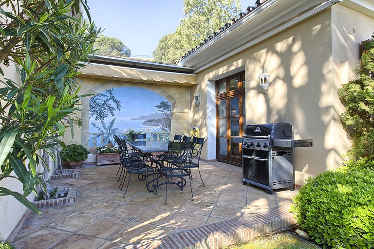 Mbl005 - Villa ubicada en las colinas de Marbella