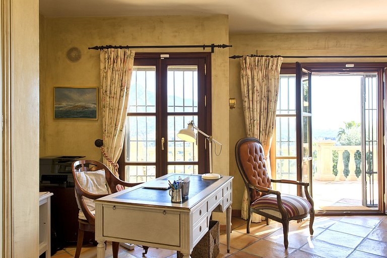 Mbl005 - Villa ubicada en las colinas de Marbella