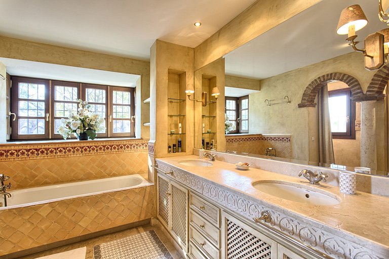 Mbl005 - Villa ubicada en las colinas de Marbella