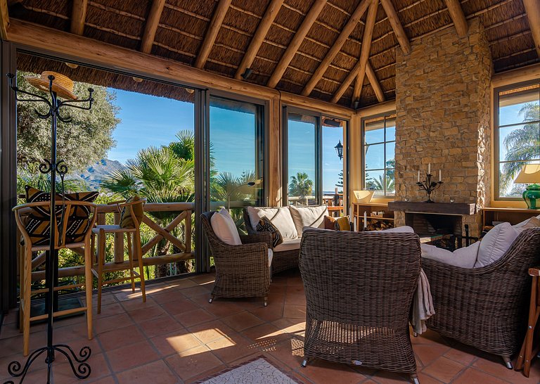 Mbl005 - Villa located on the hills, Marbella